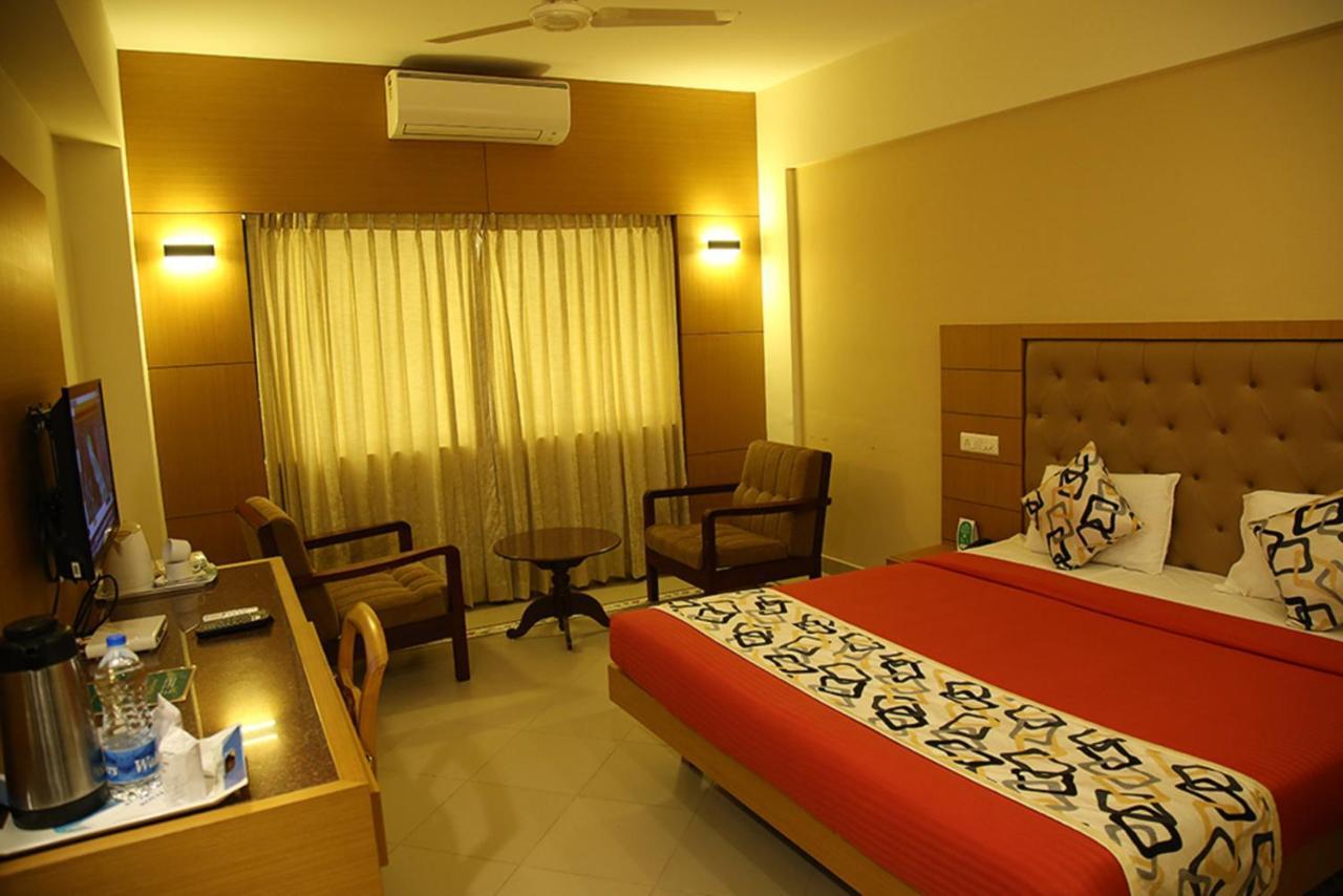 Royal Omars Hotel Kannur Luaran gambar