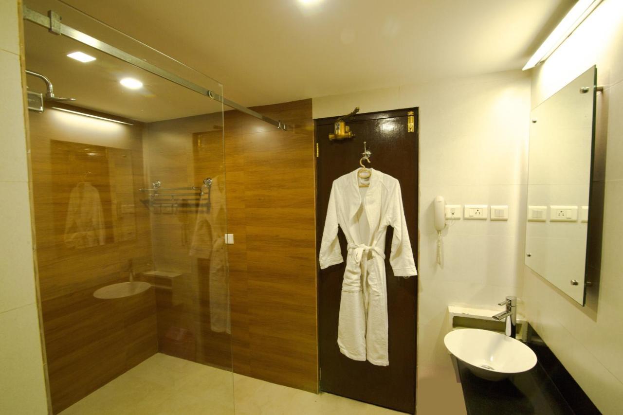 Royal Omars Hotel Kannur Luaran gambar