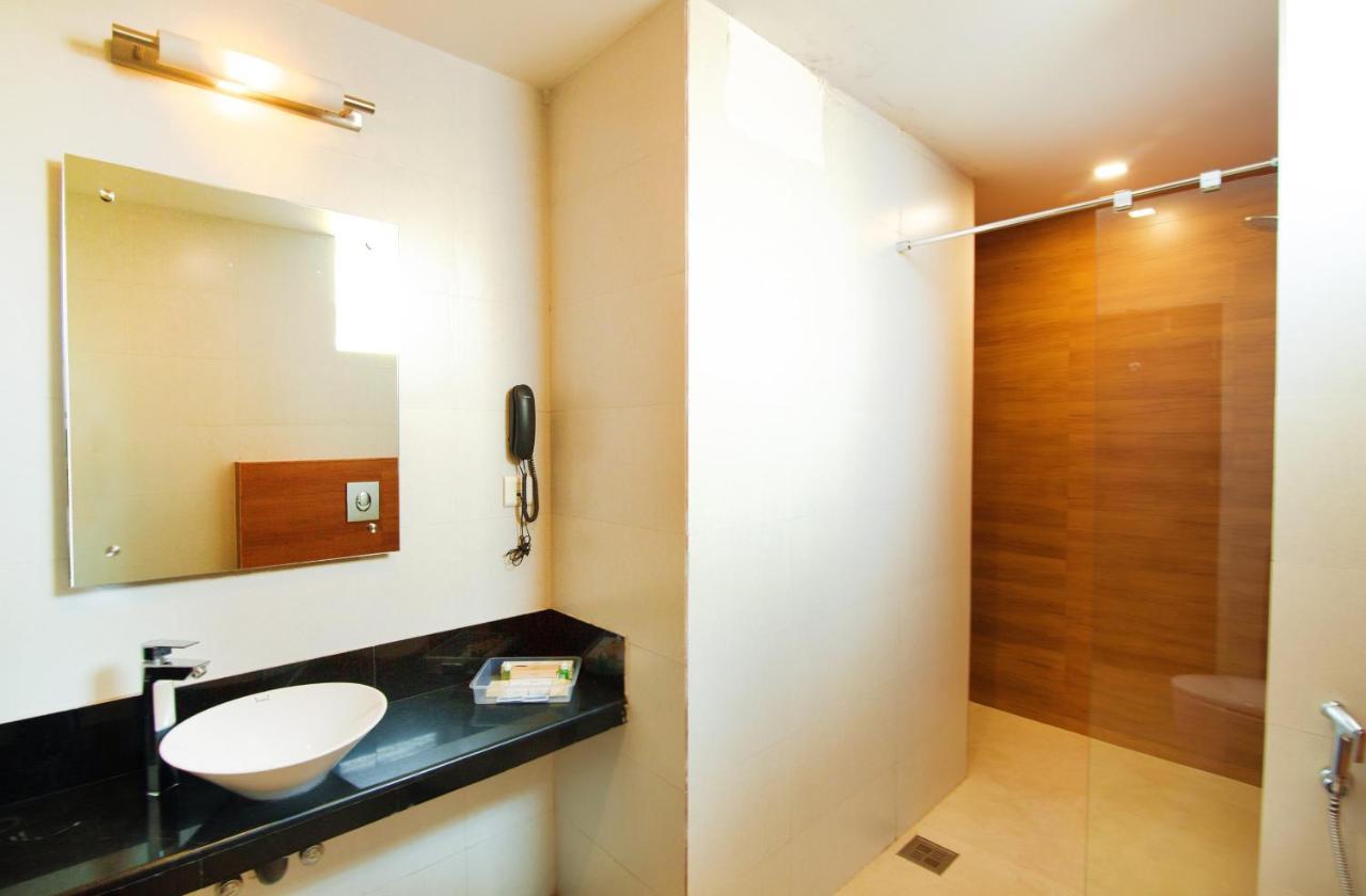 Royal Omars Hotel Kannur Luaran gambar